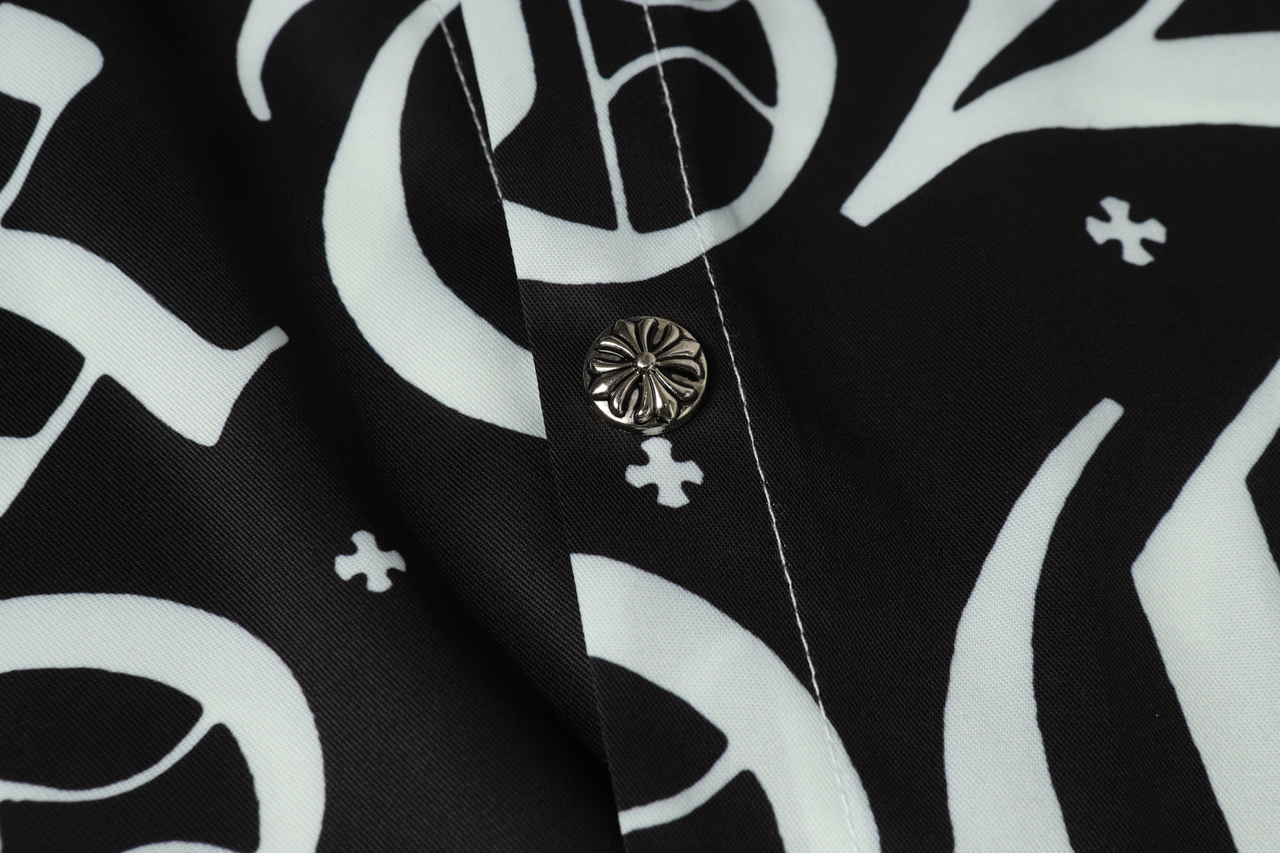 Chrome Heart New Quick-drying short-sleeved shirts are super popular